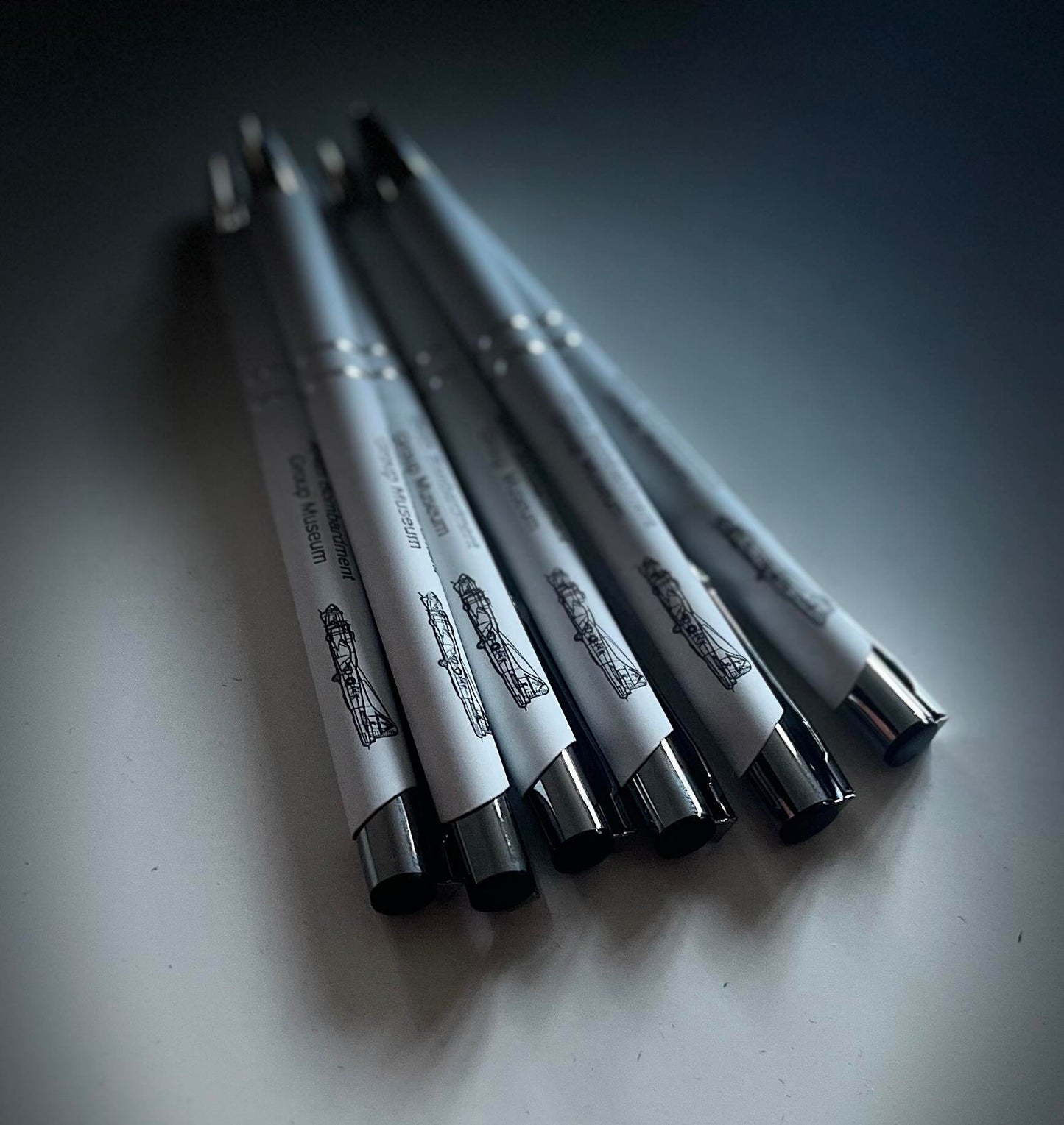 Pen Retractable 384th BG Logo with B17 artwork